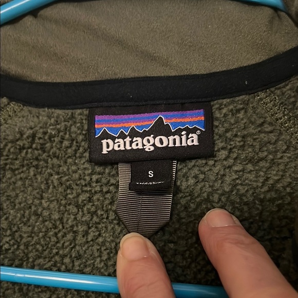Patagonia Olive Quarter-Zip Fleece unisex. Size small excellent condition - Picture 4 of 5